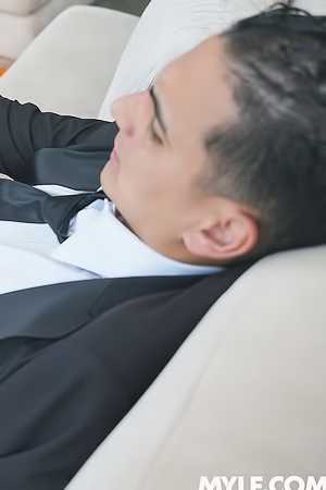 Caro Londonxs Silk Dress Rustles As She Teases On The Couch