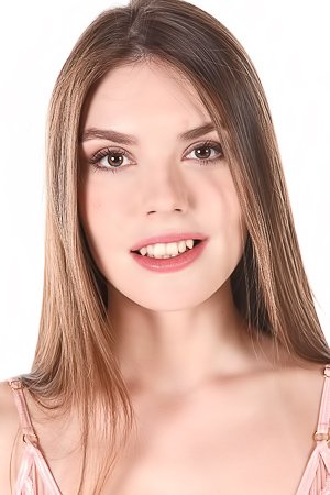 Princess Alice Sexy Brunette Teen With A Toy