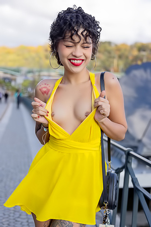 Adorable Lilith porn pic gallery