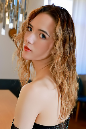 Sofi Roko Curvaceous Ass Framed Enticingly By Her Provocative Outfit