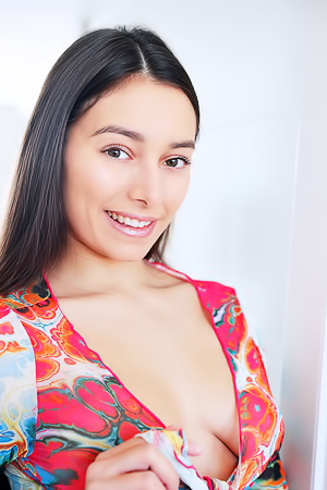 Vibrant Glow porn pic gallery