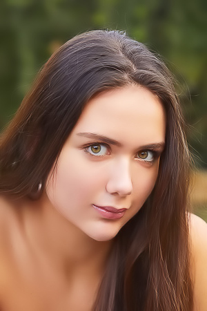 Vixi Rafi Looks Sensational In A Vibrant Pink Swimsuit